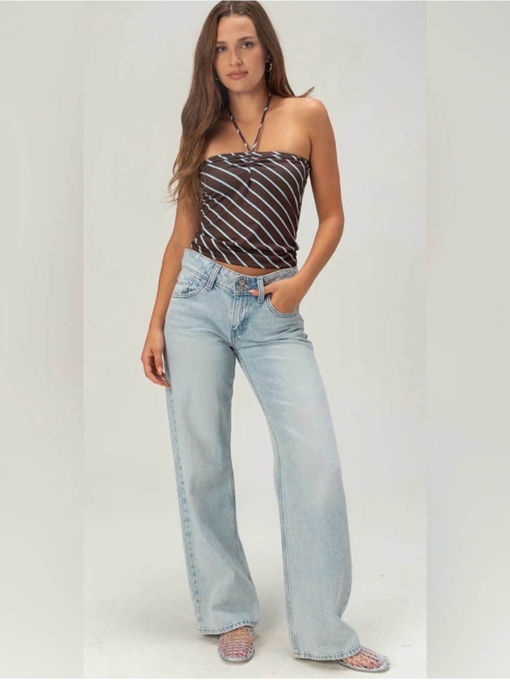🌺LEVI’S SUPER LOW AND LOOSE WIDE LEG JEAN SIZE 25x32🌺